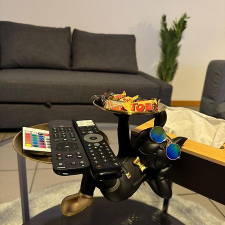 Appartement De Luxe Entierement Renove - Proche Aeroport De Bruxelles, Quartier Chic Екстериор снимка